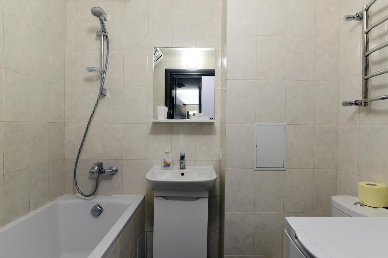 Apartament On Vasylia Lypkivskoho 24 Kijev Kültér fotó