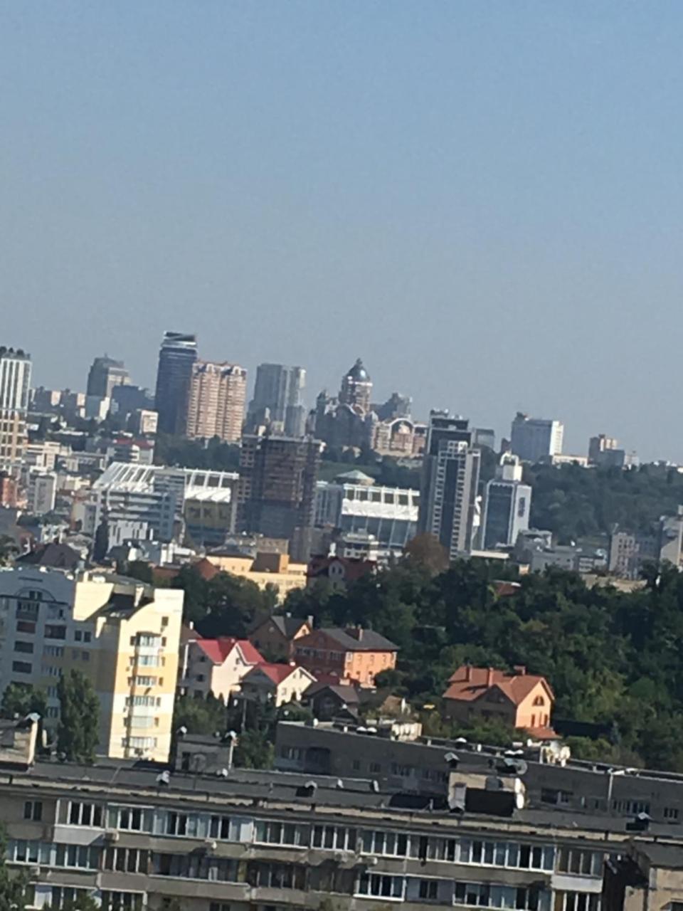 Apartament On Vasylia Lypkivskoho 24 Kijev Kültér fotó