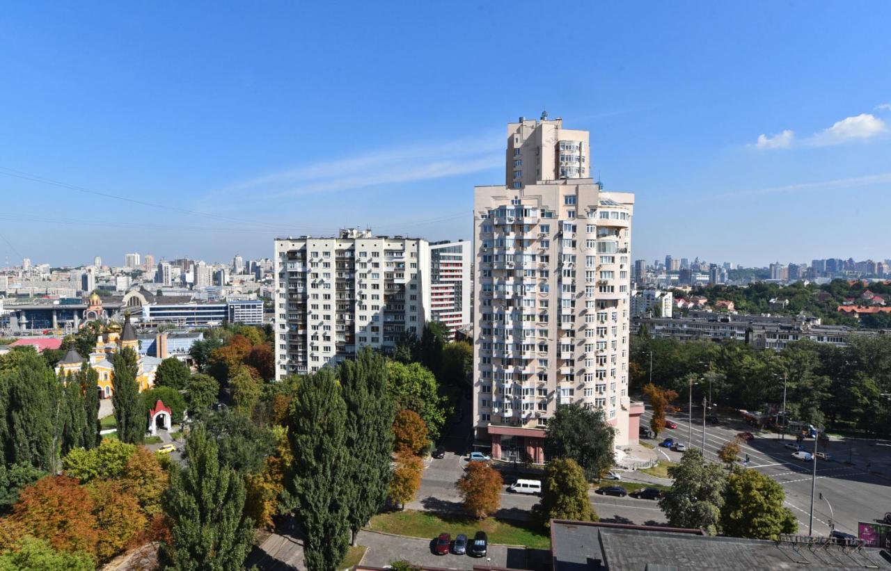 Apartament On Vasylia Lypkivskoho 24 Kijev Kültér fotó