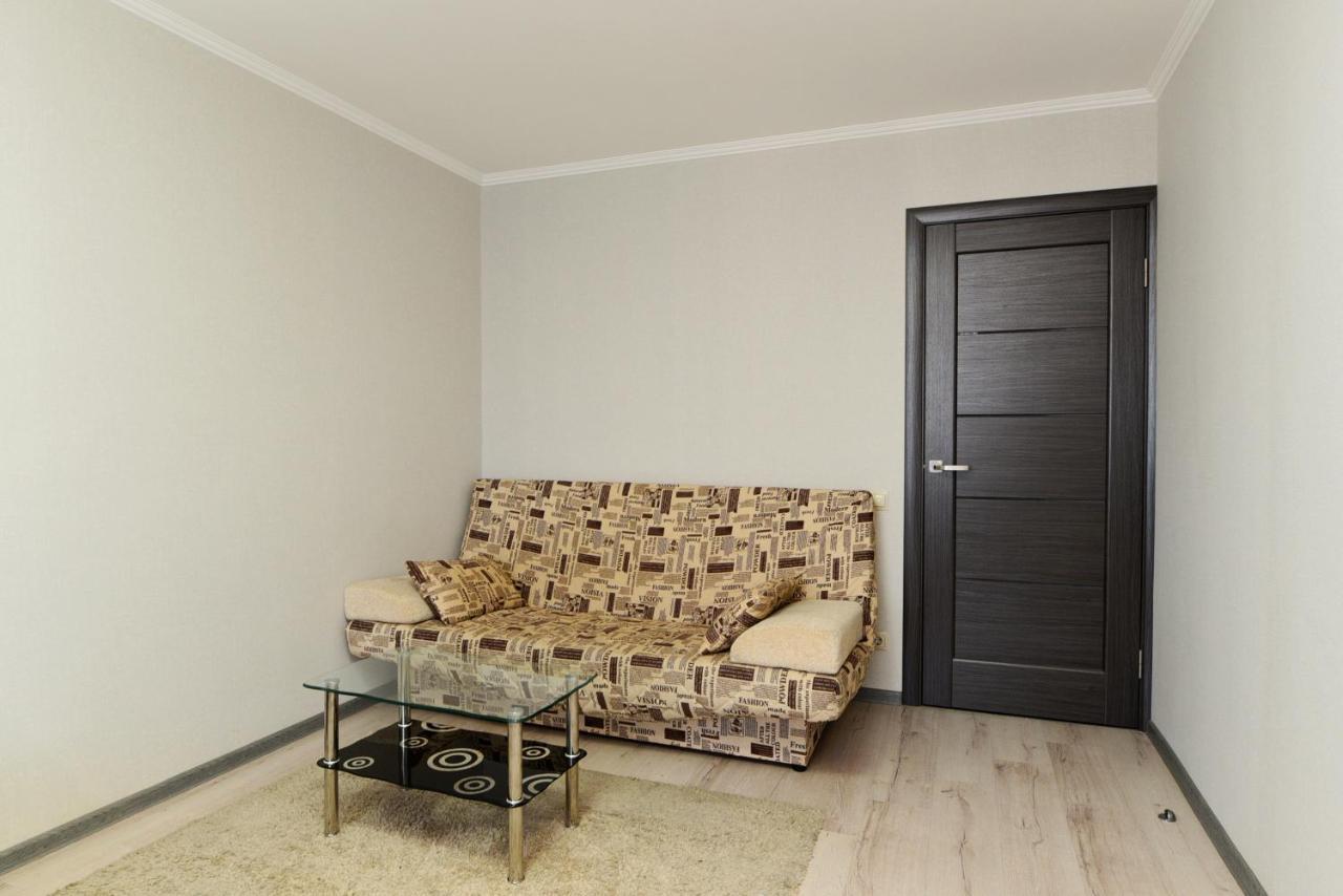 Apartament On Vasylia Lypkivskoho 24 Kijev Kültér fotó